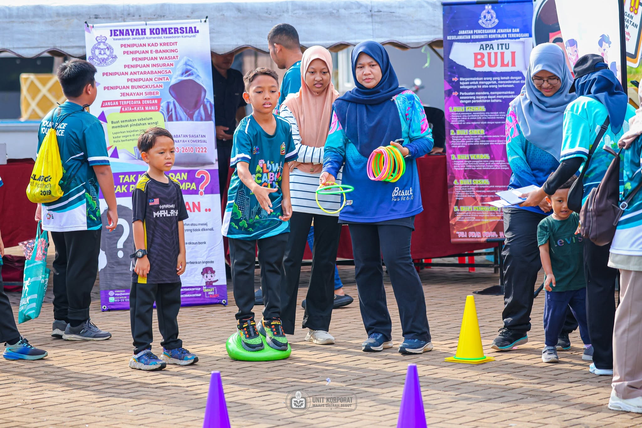 PROGRAM 33